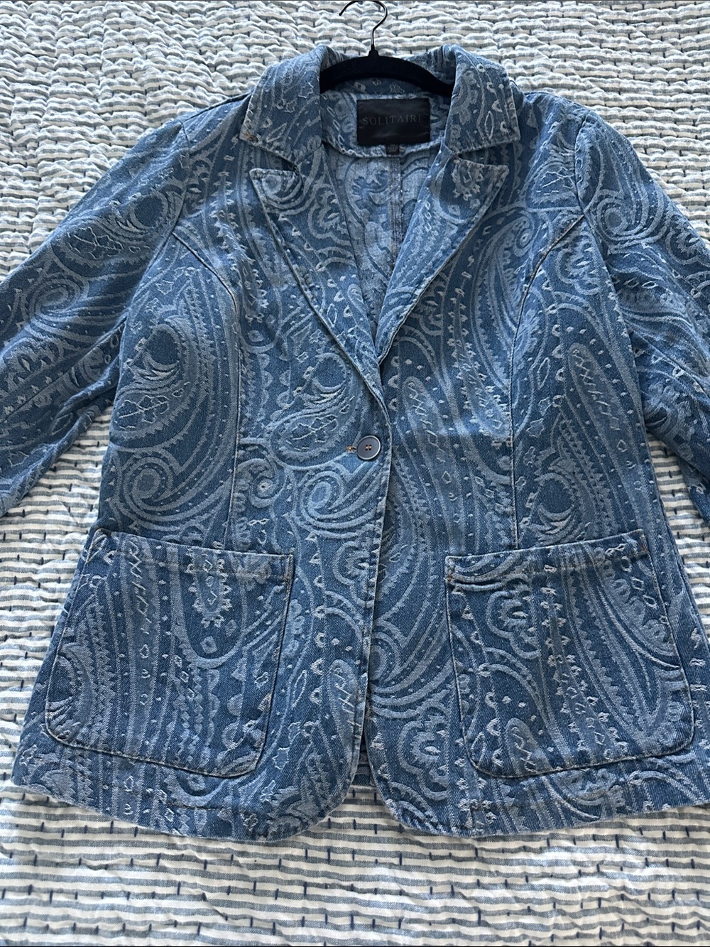 Solitaire Blue Paisley soft denim Jacket size medium